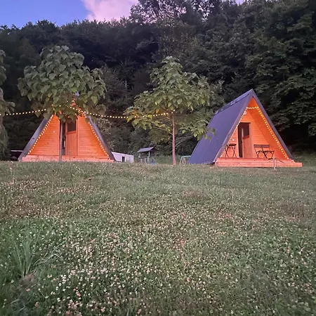 Hiska Nika Campsite *
